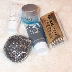 Skin bundle set, perfect for traveling